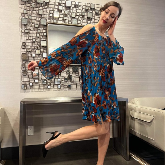 New colourful dress NWT for summer - Picture 3 of 5